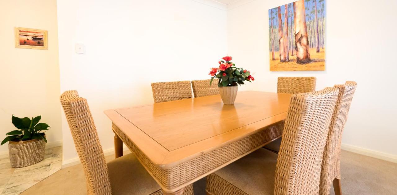 Victoria Square Apartments Gold Coast Luaran gambar